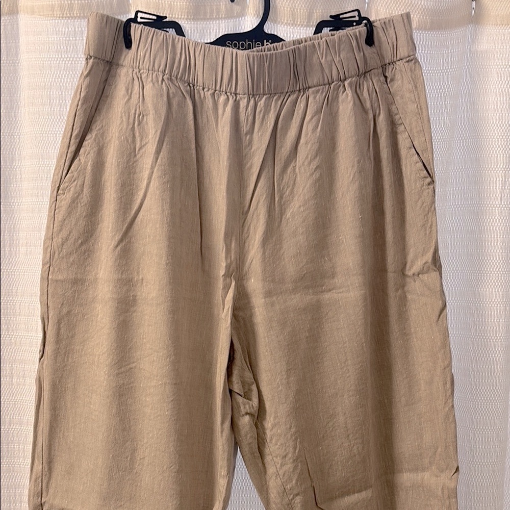 Lou & Grey Women Tan Linen Pants